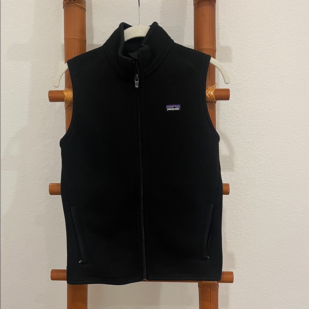 Patagonia women’s Black Vest